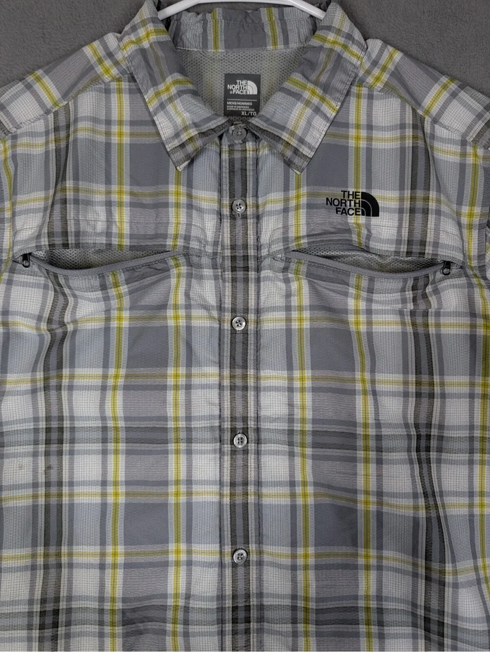 The North Face Mens XL Grey Plaid Short Sleeve Button Up Hiking Shirt Quick Dry